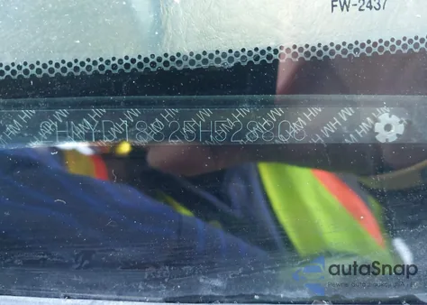 2005 Acura Mdx from USA, damaged, VIN 2HNYD18825H528806